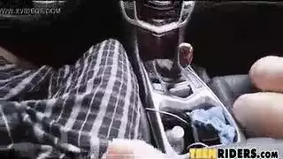 قديم ويونغ يطقع حفل