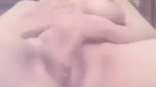 أفلام إباحية: رعشة جماع شديدة لجميلة مصرية