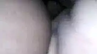 نيك بسضاء شعرها قصير