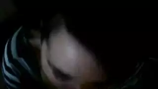 بنات بتتنك في مكروباص