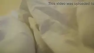 فيديو إباحي محلي الصنع: عاهرة يائسة تتوسل للجنس الشرجي