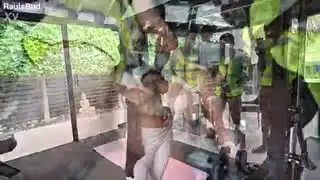 إباحية التحول الجنسي: فتاة عربية محجبة تُدمر في دبي الإباحية الصريحة