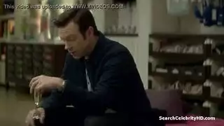 خبيرة الحلق العميق الفاجرة تتوق للهمسات الجنسية في مشهد إباحي صريح